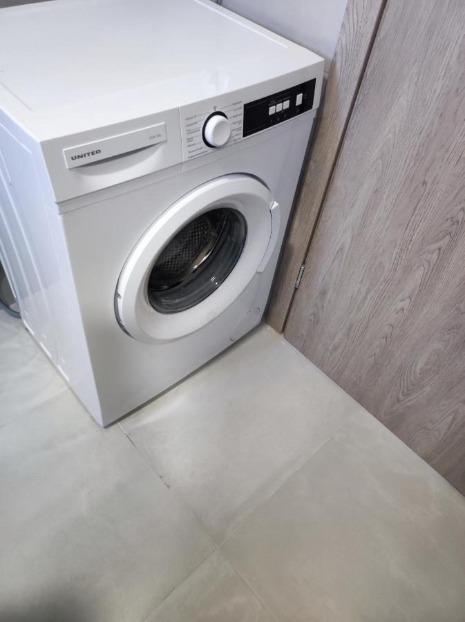 Sundial House Apartment Gouvia Bagian luar foto